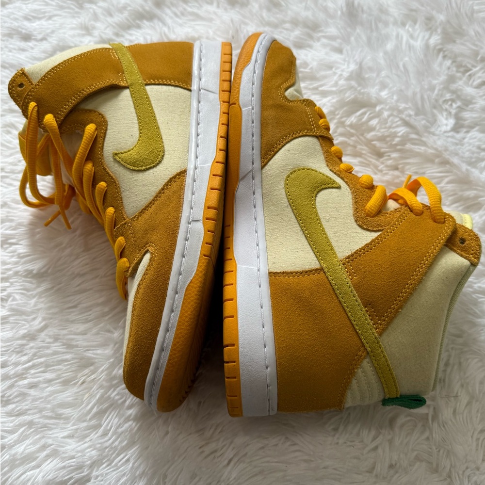 Nike Dunk SB High-Top Sneakers - pineapple model Orange and Cream - Picture 6 of 10